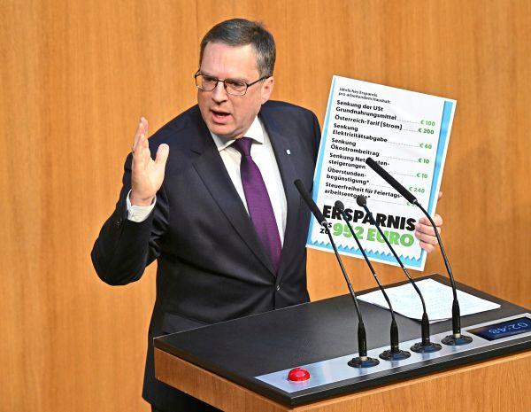 Wöginger: Wöginger entschuldigt sich für Kommentar über FPÖ-Fans "ohne Zähne und mit zerrissenen Hosen"