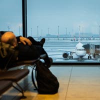 Blitzeis – der Berliner Flughafen steht still