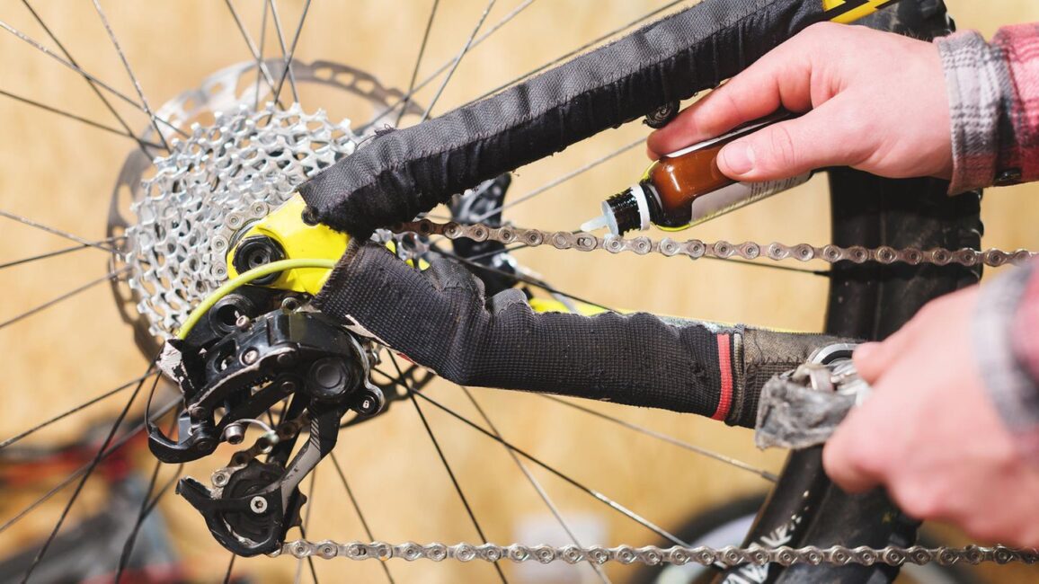 Tools & Tipps: Läuft wie geschmiert: In drei Schritten zur top gepflegten Fahrradkette