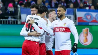 Fussball international – Titelverteidiger Stuttgart steht im Pokal-Halbfinal