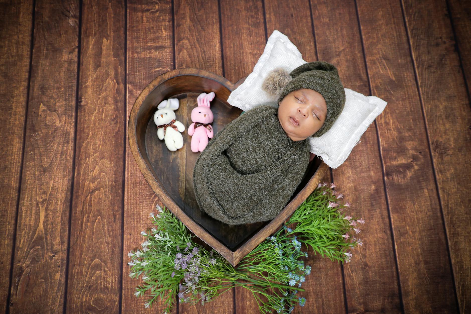 Illustration zu Ansel Elgort Baby