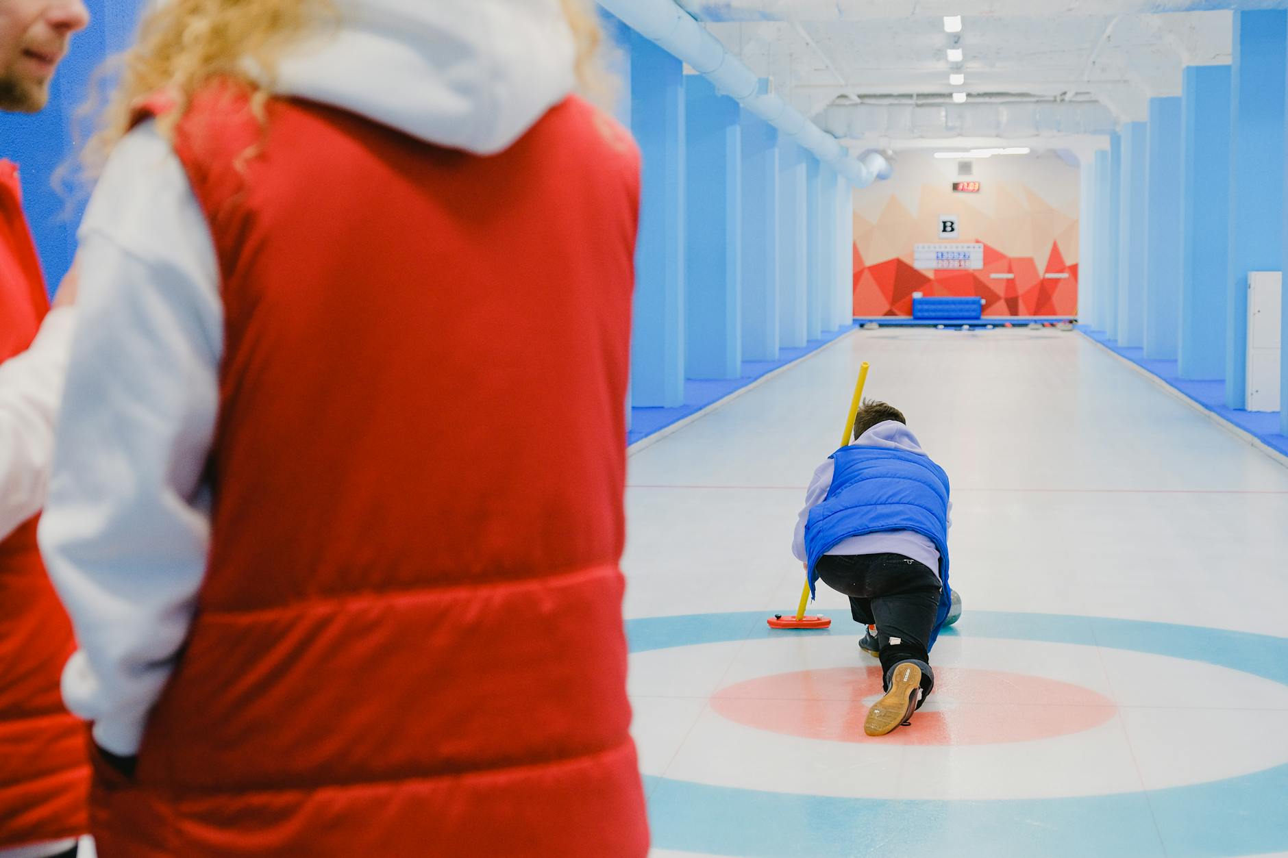 Curling Eismeister Moonwalk Illustration zu Curling Eismeister Moonwalk