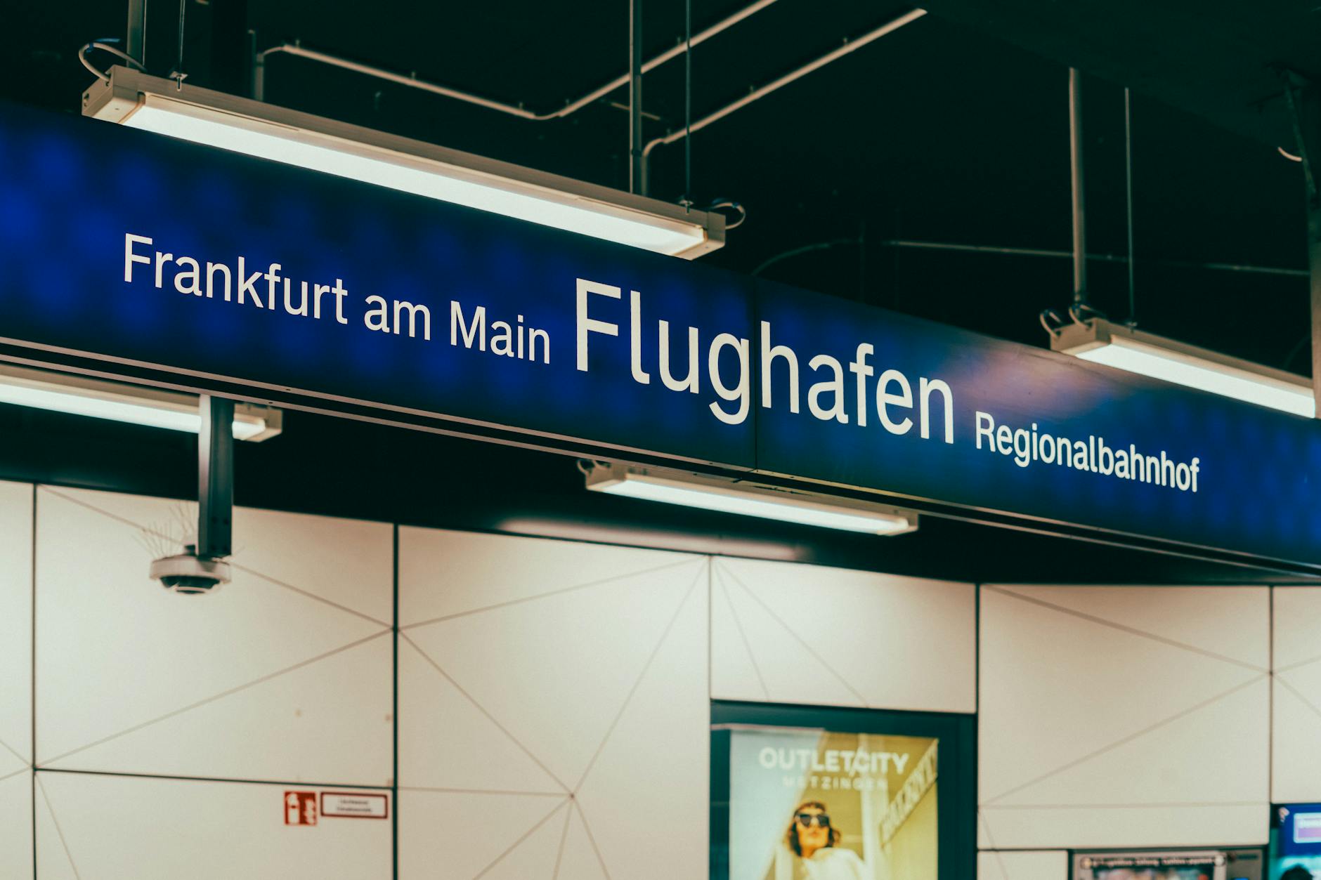 Detailansicht: Drohnen Flughafen Sicherheit