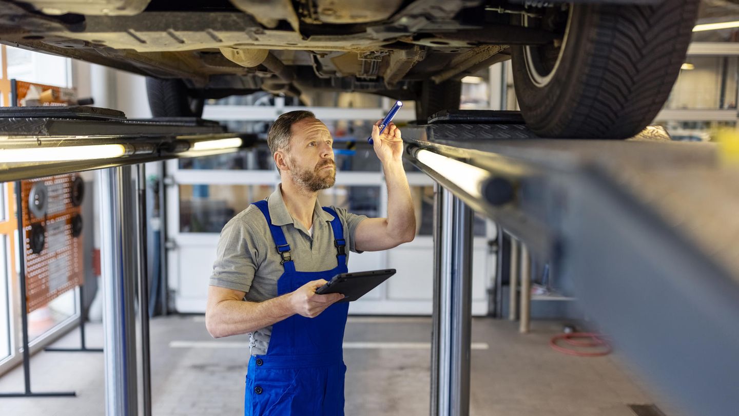 Hauptuntersuchung Auto