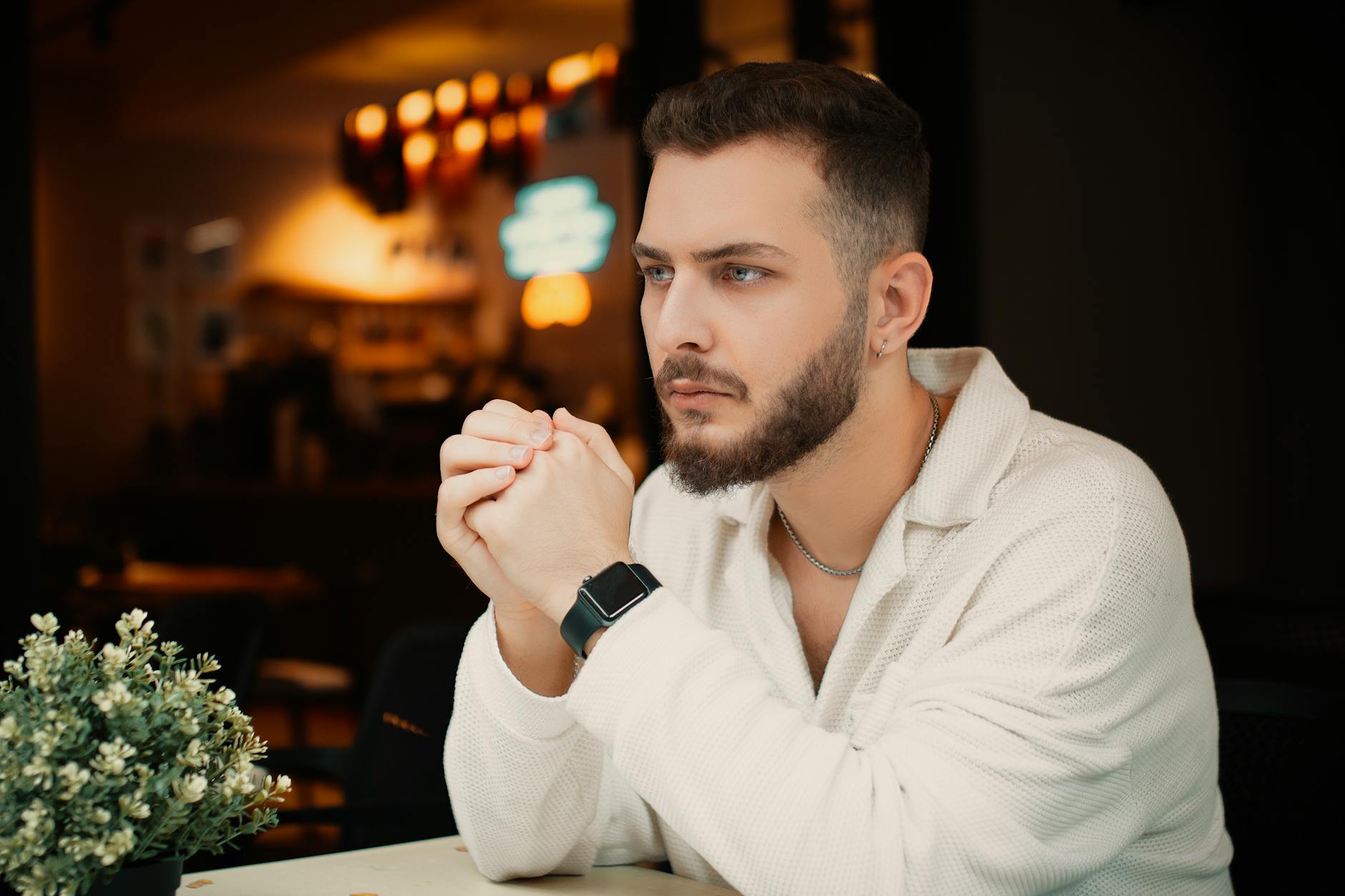 Illustration zu Iran Krieg Dubai