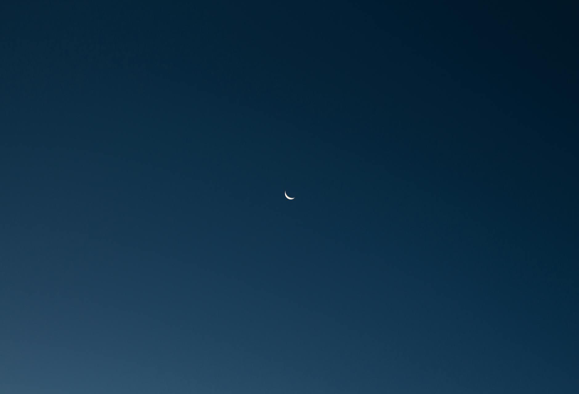 Symbolbild zum Thema Liegende Mondsichel