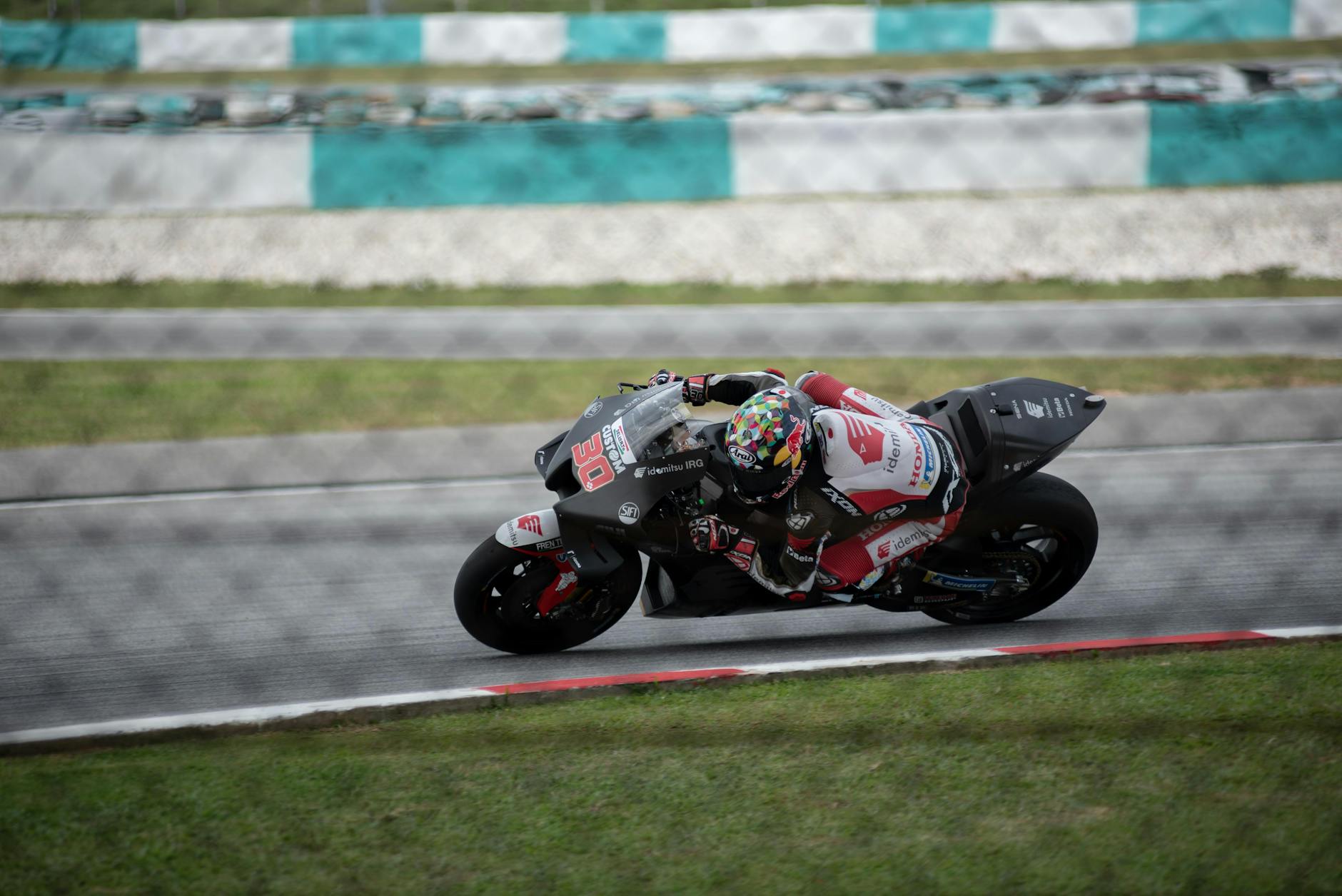 Aleix Espargaró – Foto: Wayne Lee / Pexels