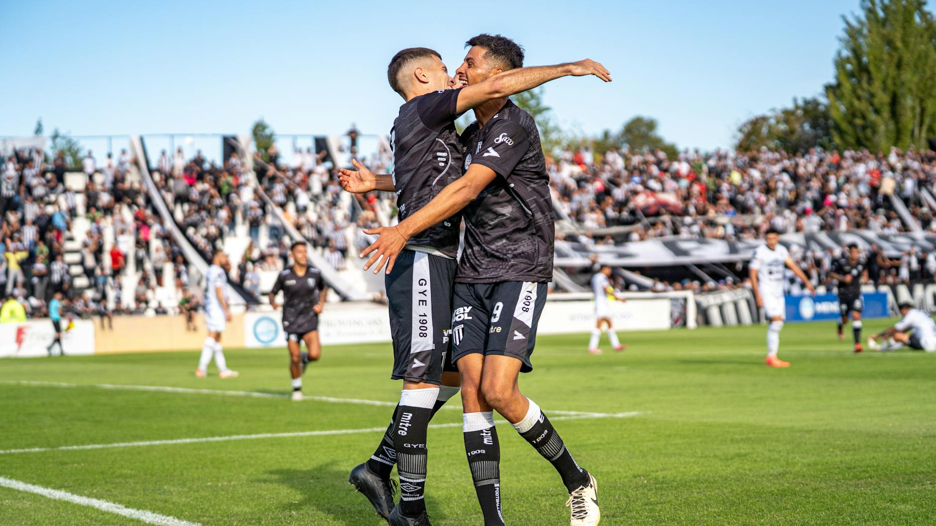 Detailansicht: Angers – PSG