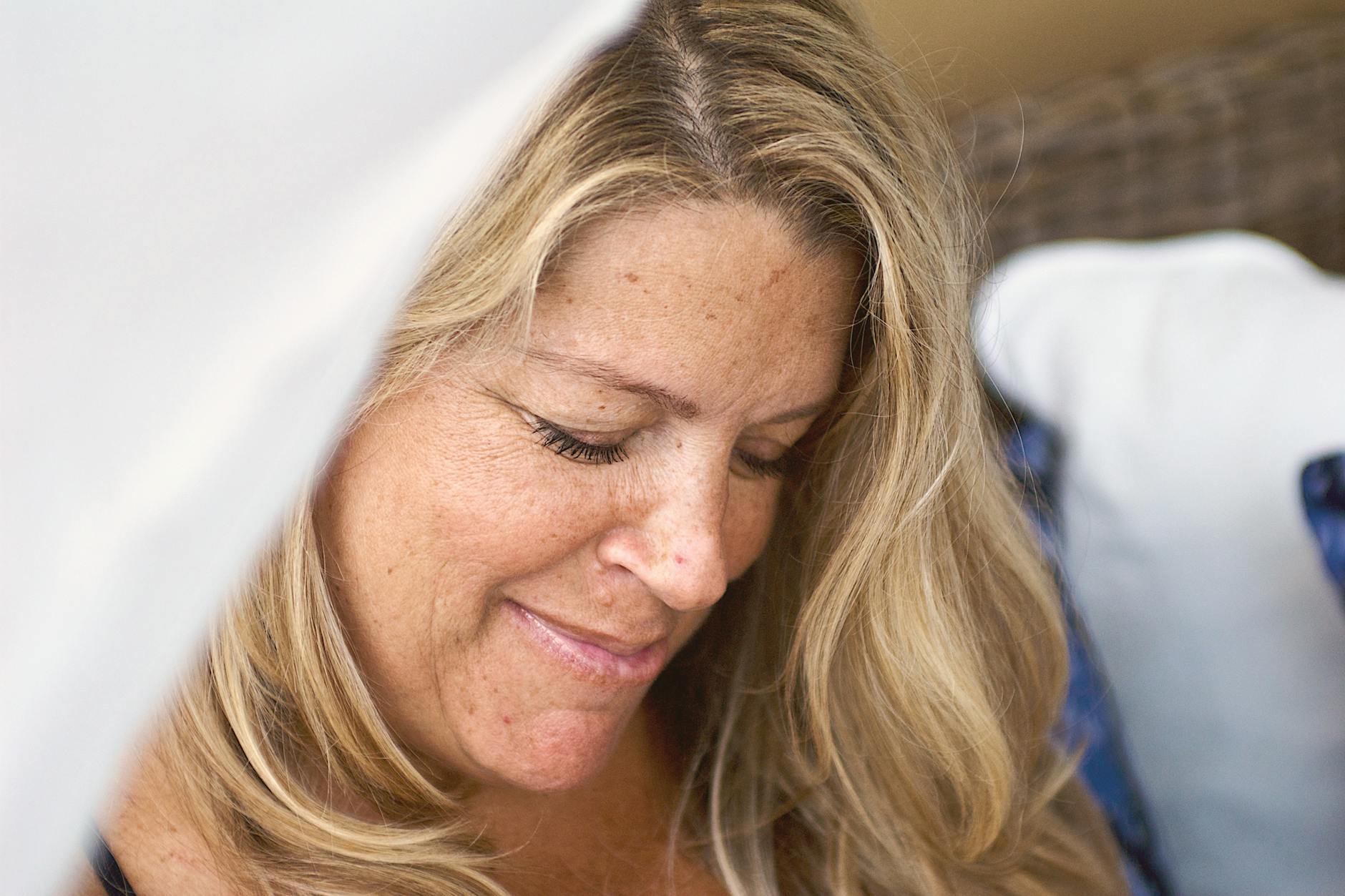 Detailansicht: Christina Applegate Krankheit