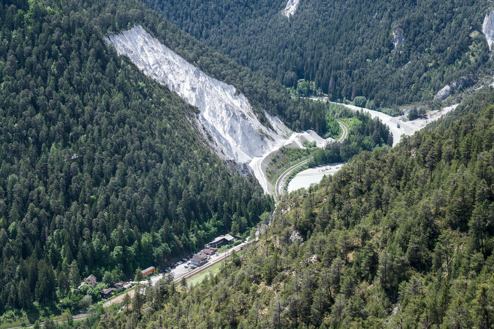 Erdrutsch Italien Symbolbild zum Thema Erdrutsch Italien