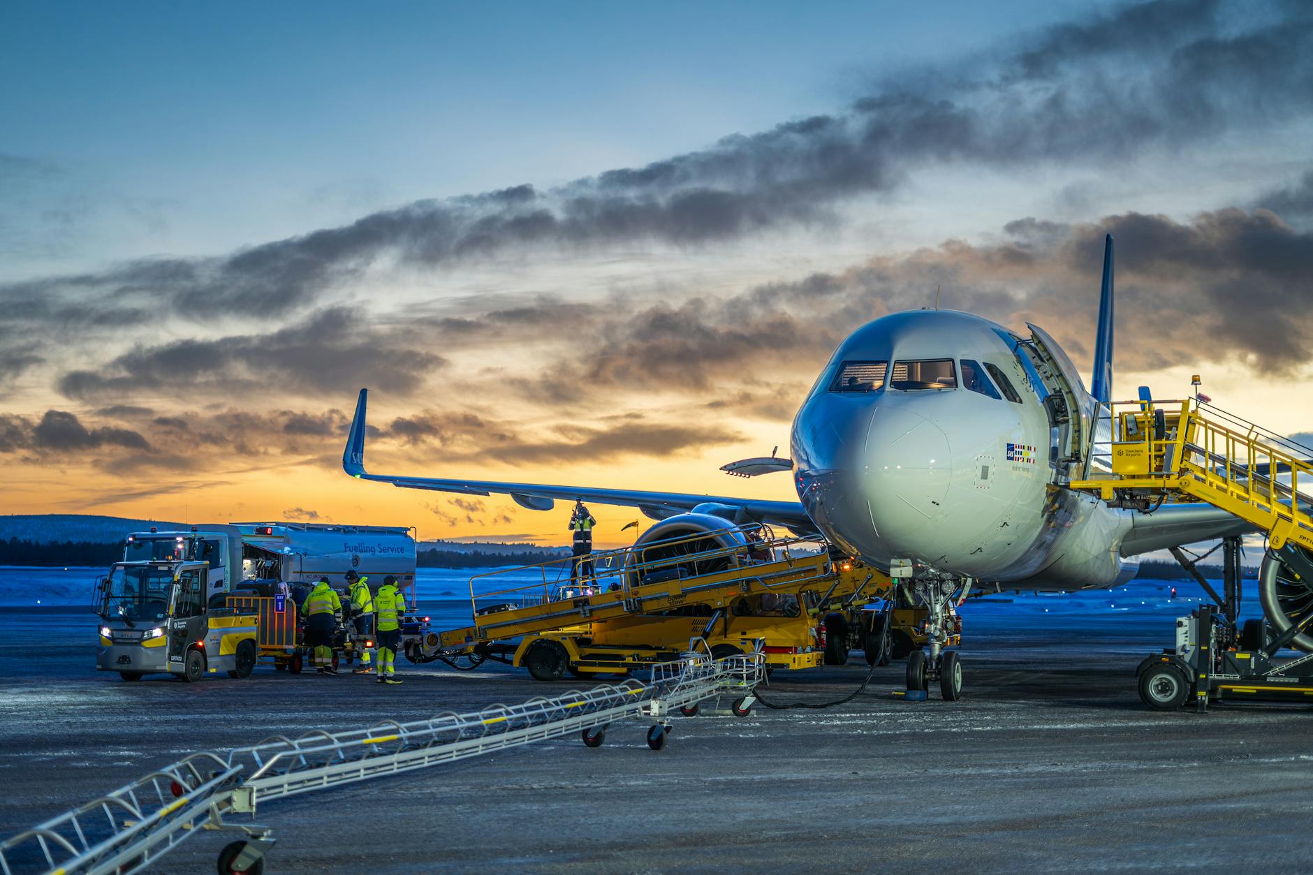 Detailansicht: Fluege Kerosinmangel