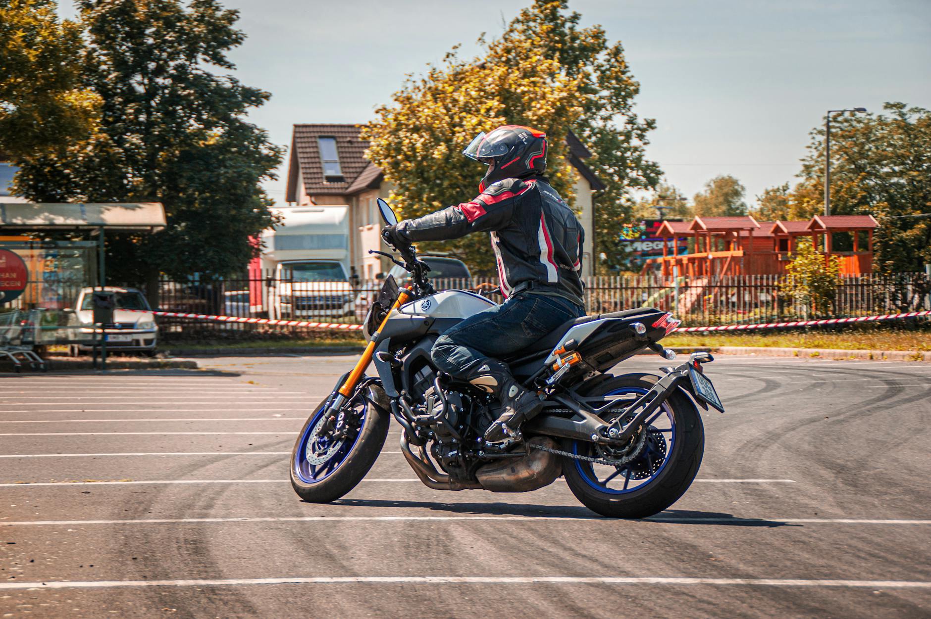 Führerschein Test Symbolbild zum Thema Führerschein Test