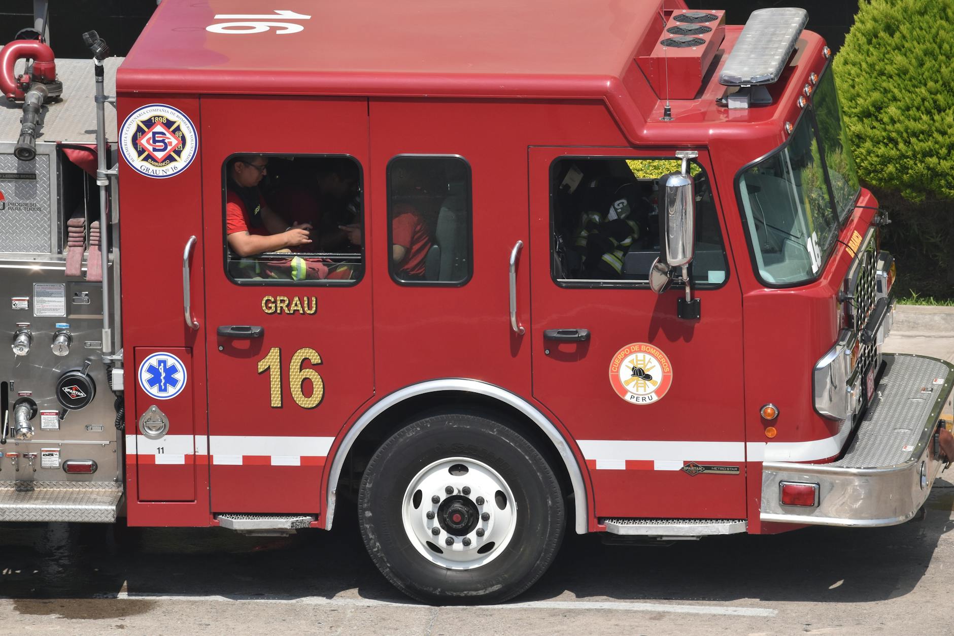 Illustration zu Grau