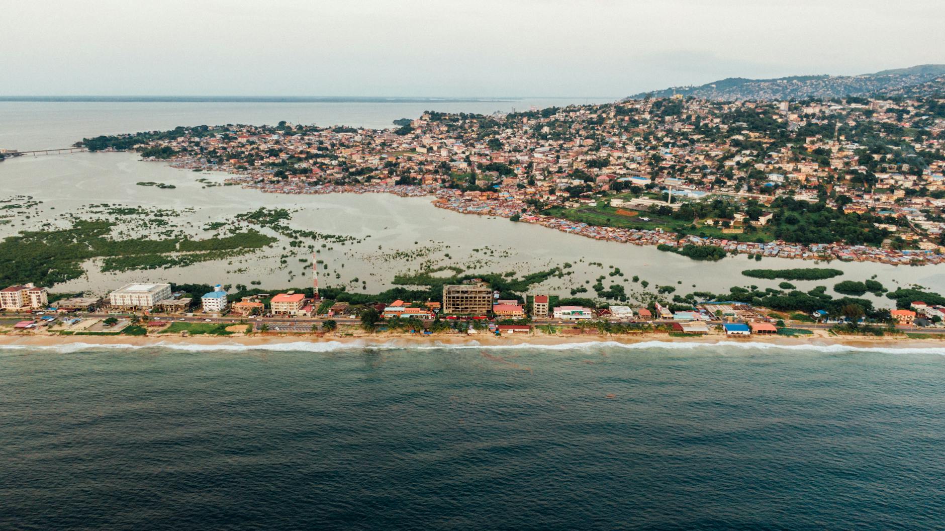 Detailansicht: Massenpanik Haiti