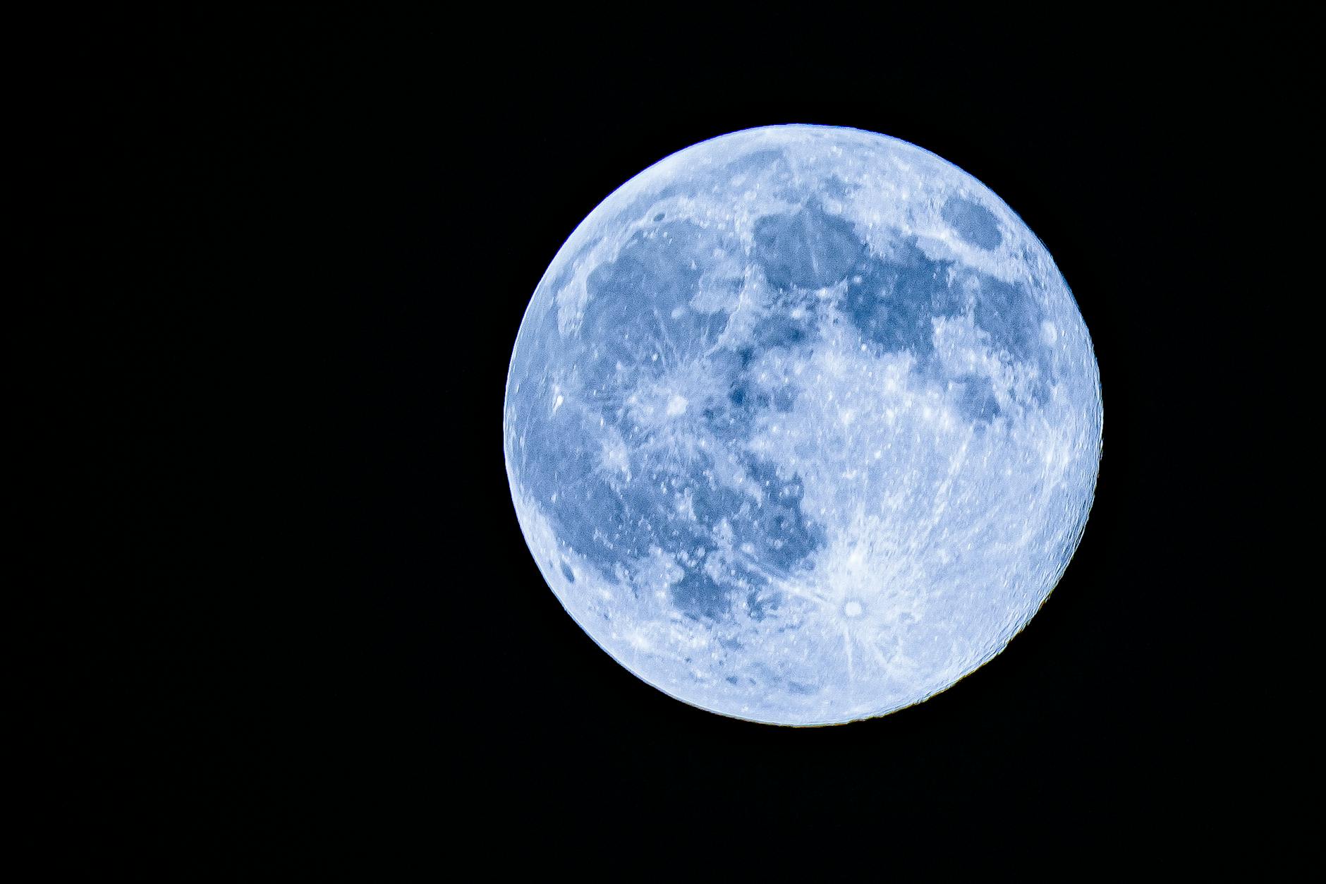 Illustration zu Moon Ball