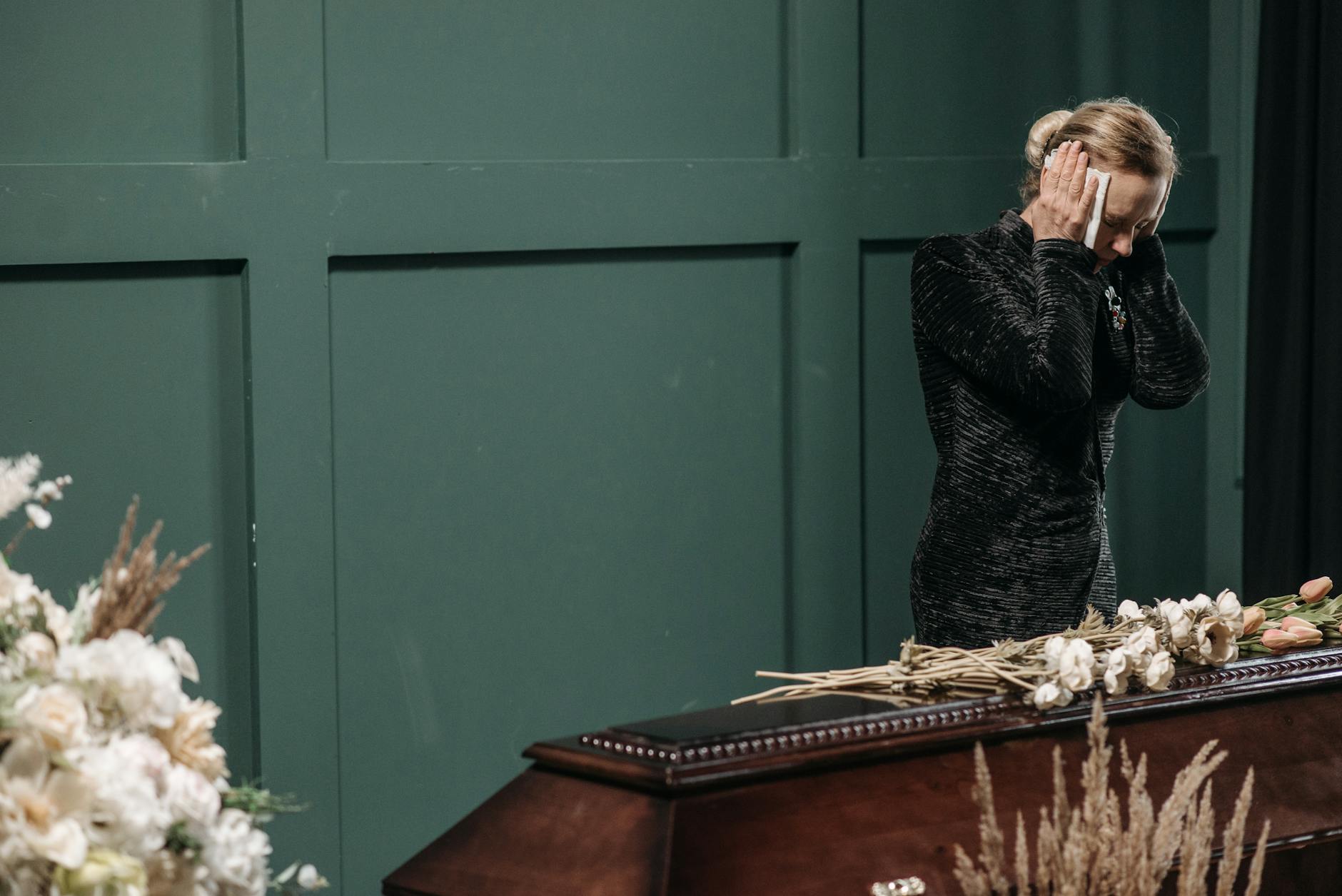 Detailansicht: Mutter Tochter Tot