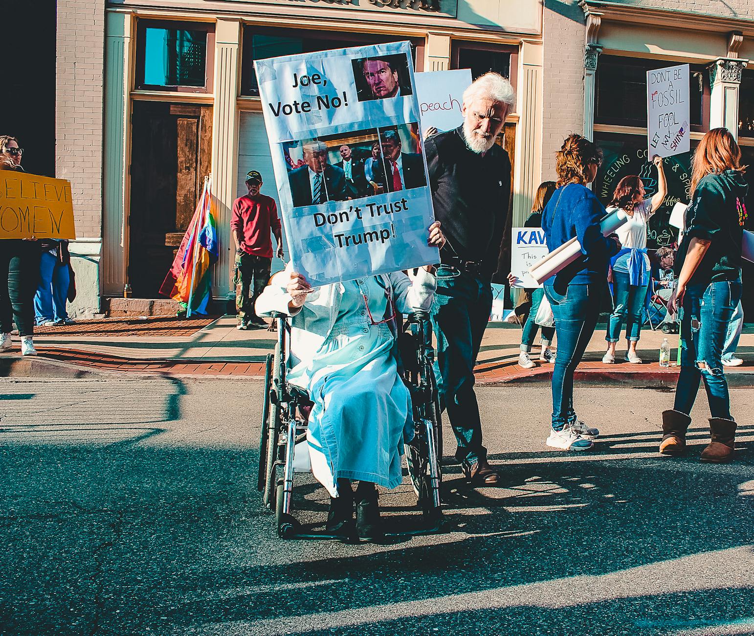 Illustration zu Papst Trump Streit