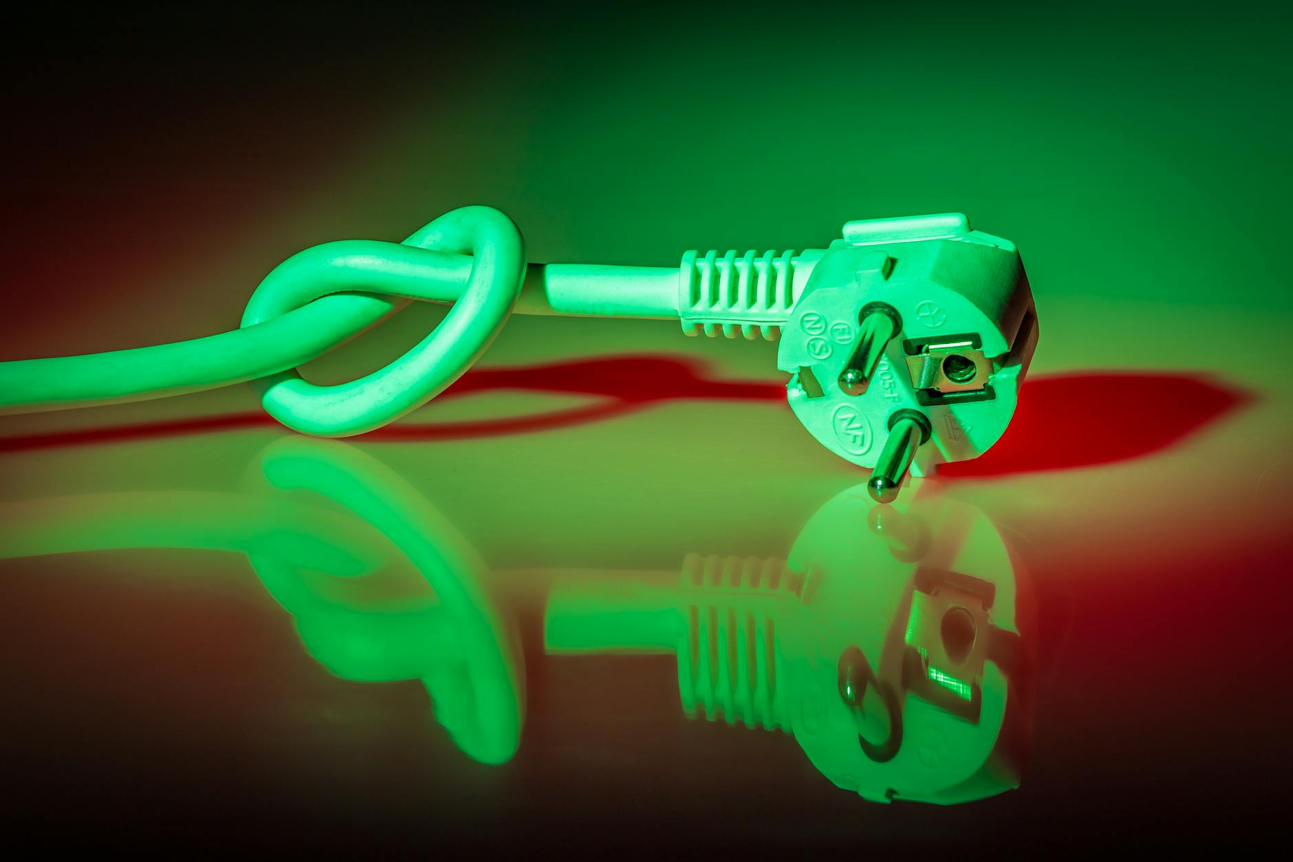 nasdaq plug – Foto: tom analogicus / Pexels
