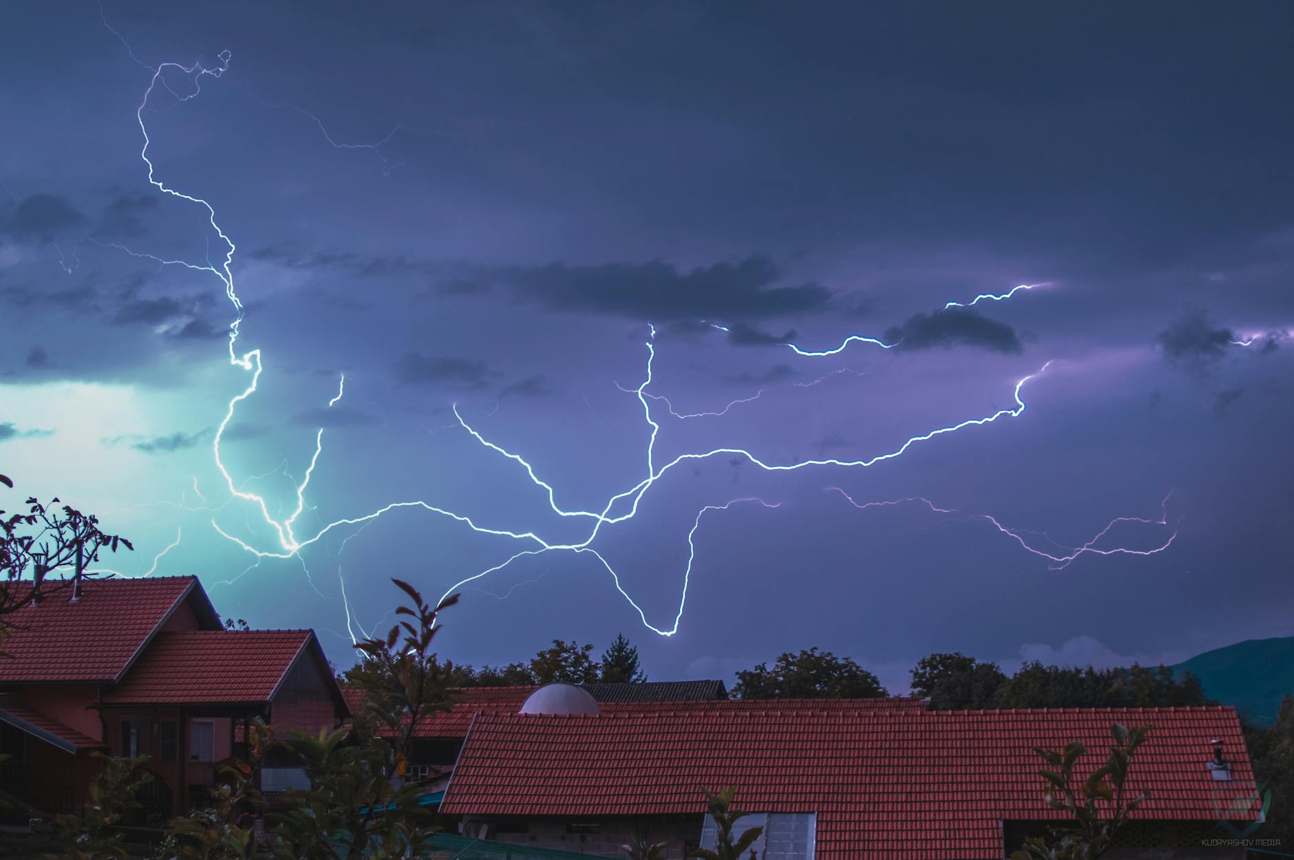 Symbolbild zum Thema Hagel Gewitter Wien