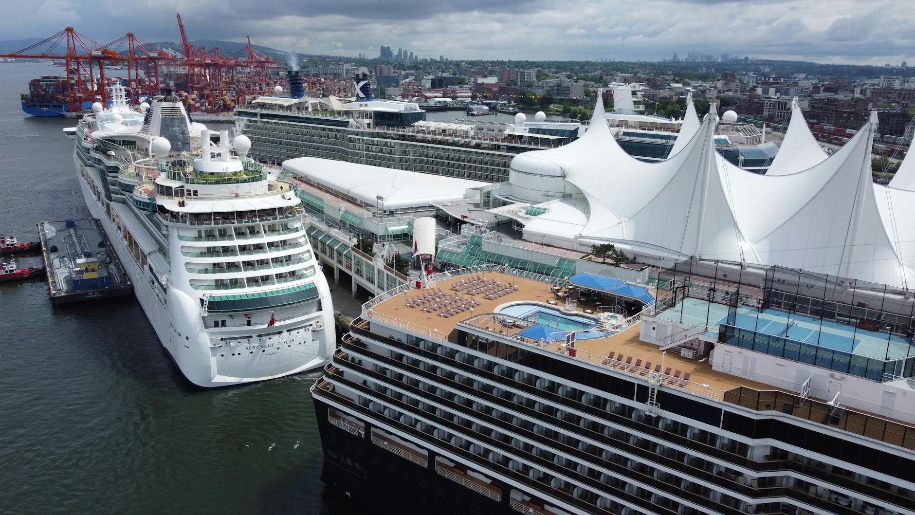 Detailansicht: Kreuzfahrtschiff Hantavirus