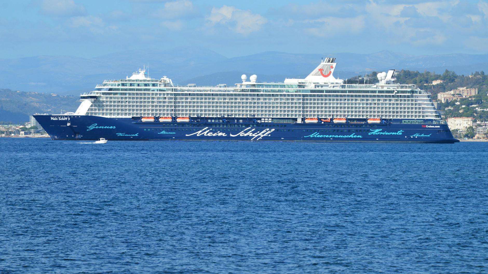 Detailansicht: Kreuzfahrtschiff
