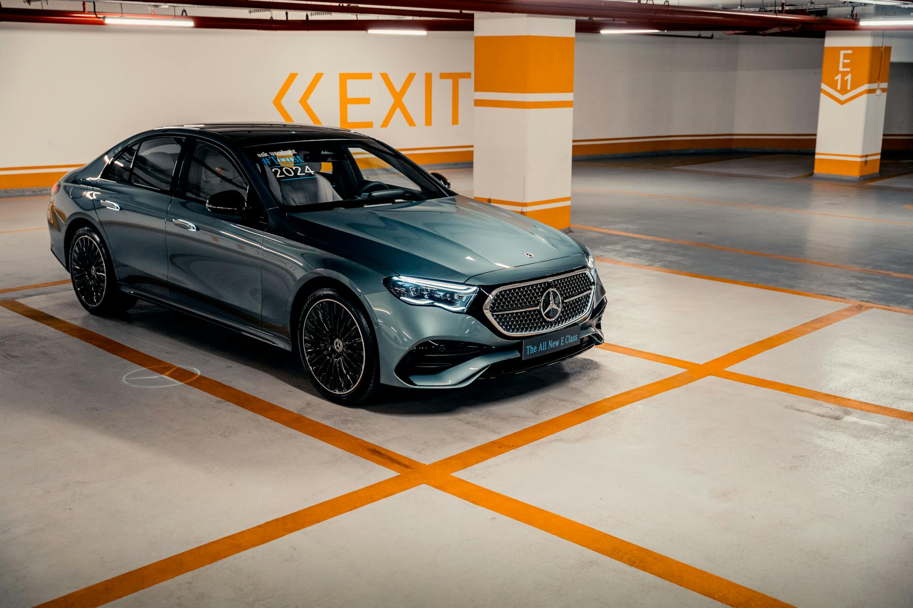 Mercedes Bis 15000 Illustration zu Mercedes Bis 15000