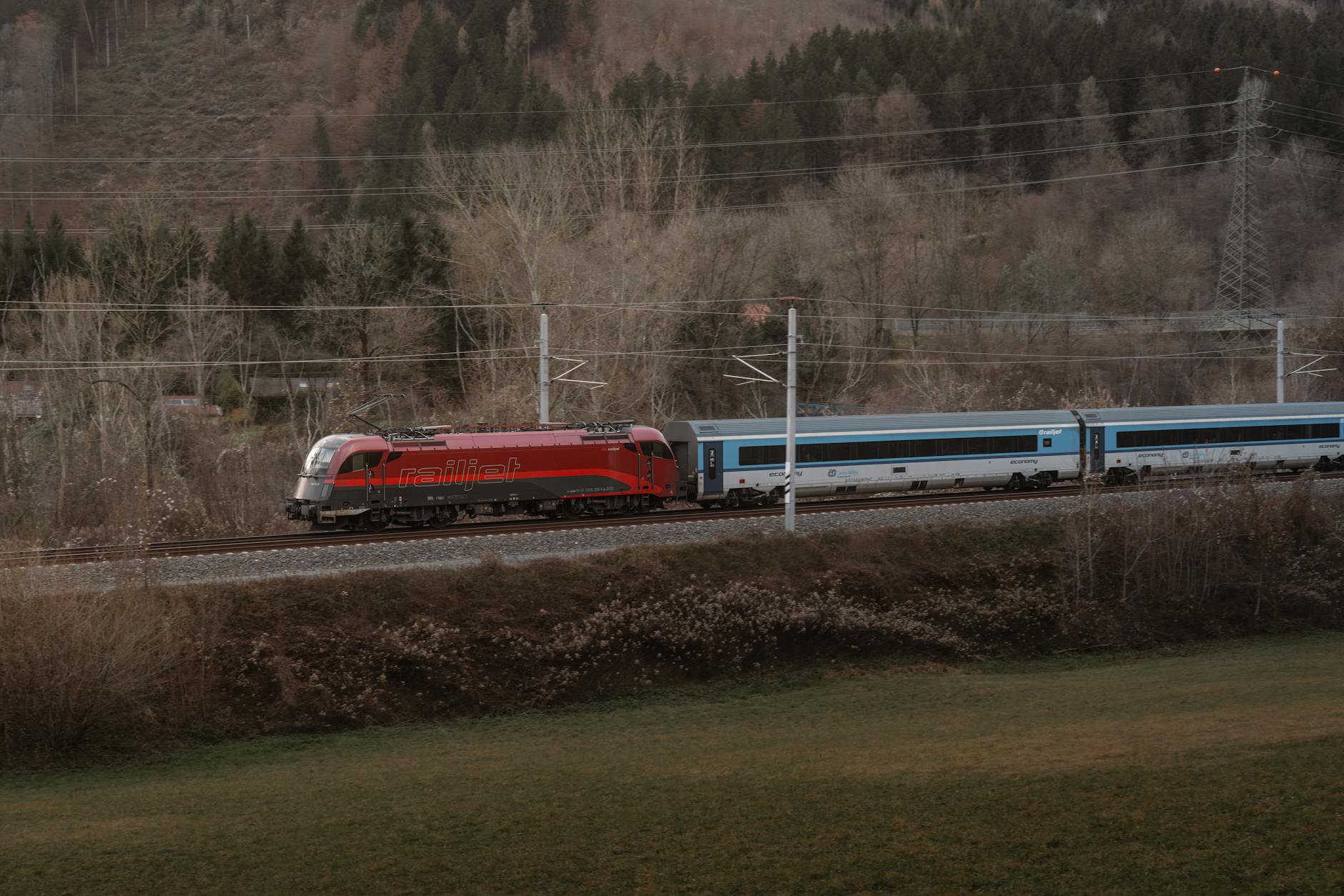Symbolbild zum Thema Oberleitung