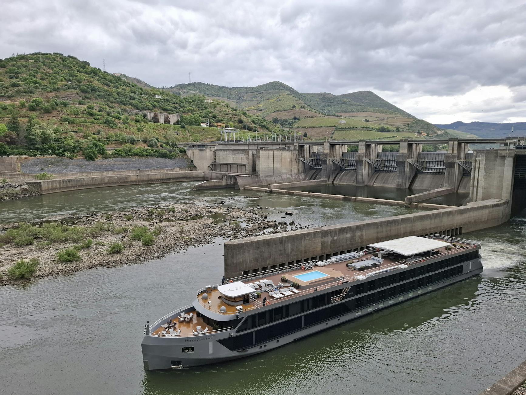 Riverboat Heute Symbolbild zum Thema Riverboat Heute