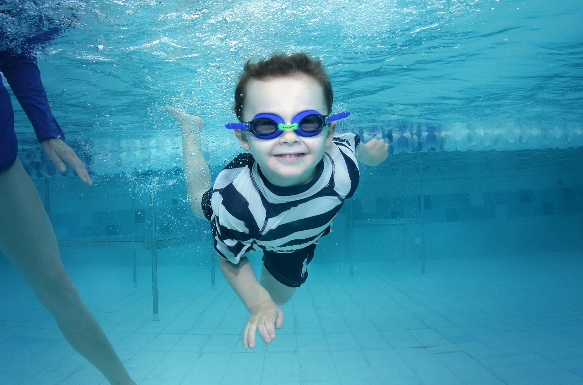 Symbolbild zum Thema Schwimmen Mit Kindern