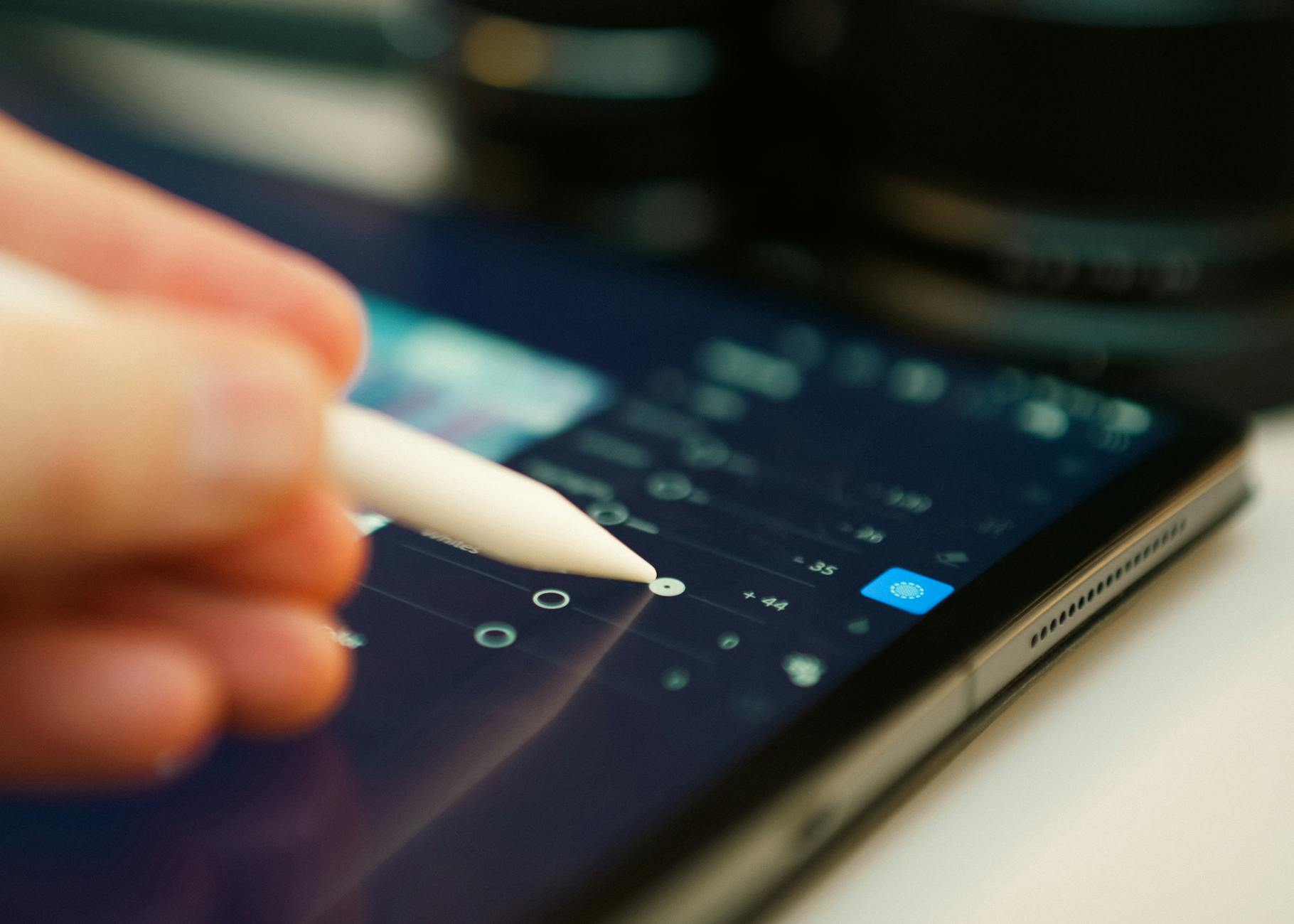 Illustration zu Tablet Mit Stift