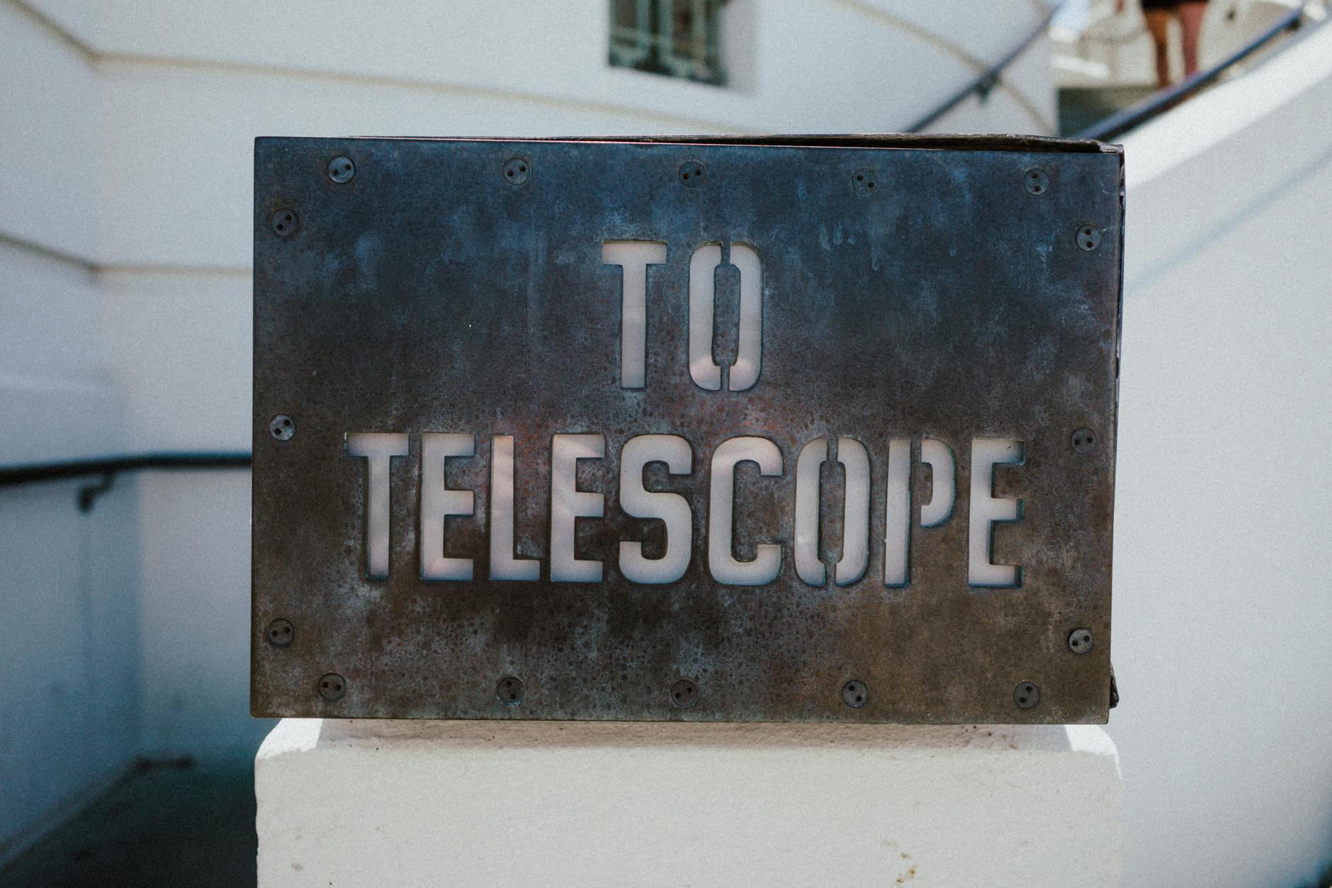 Illustration zu Teleskope Im All