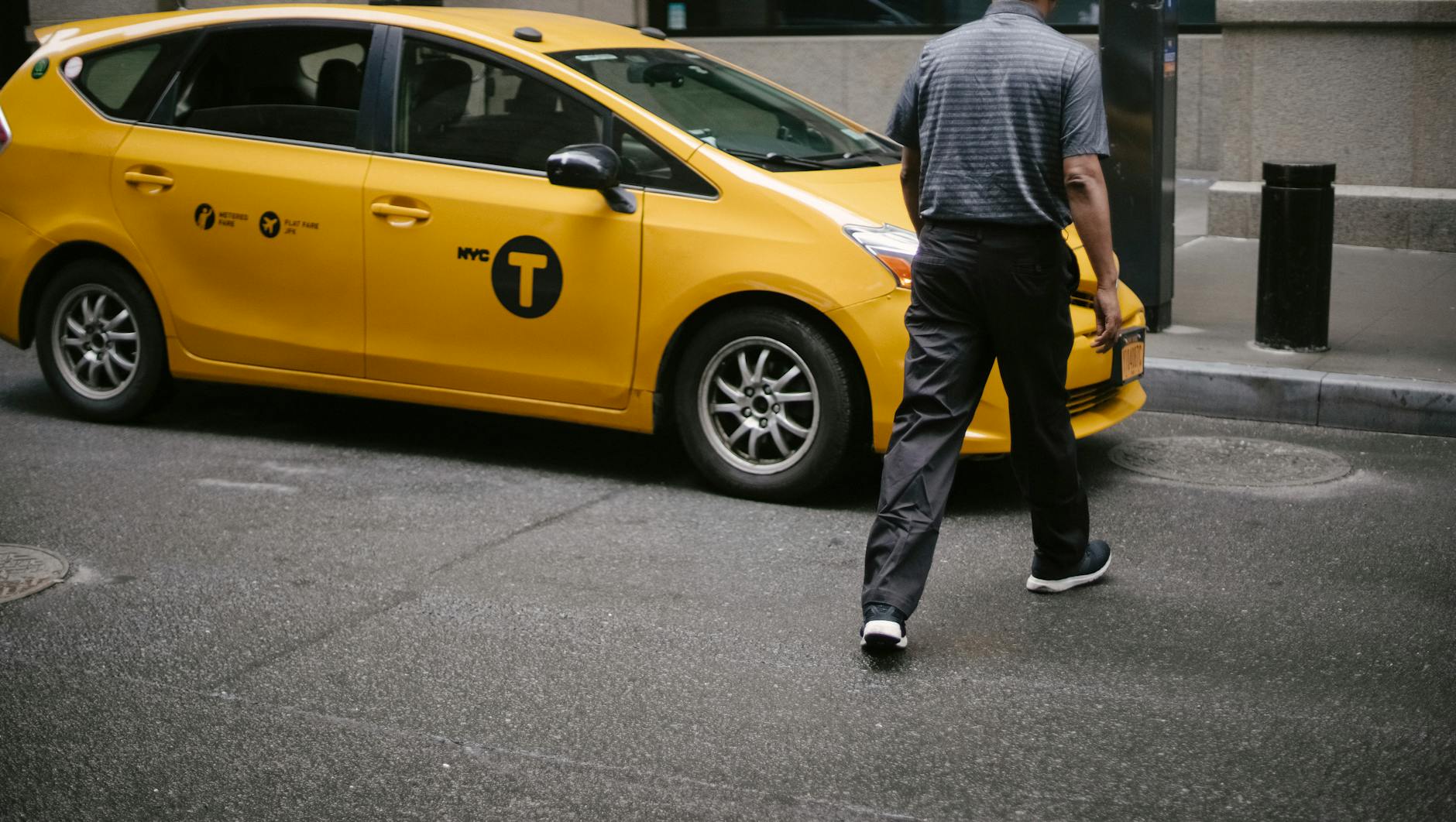 Detailansicht: Waymo Robotaxi Probleme